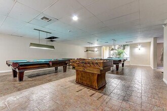 5460 White Oak Ave, Unit D313 in Encino, CA - Building Photo - Building Photo