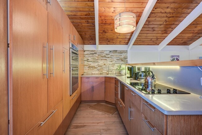 400 Rolling Ridge Rd in Bartlett, NH - Foto de edificio - Building Photo