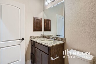 205 Climbing Oaks Pl in Montgomery, TX - Building Photo - Building Photo