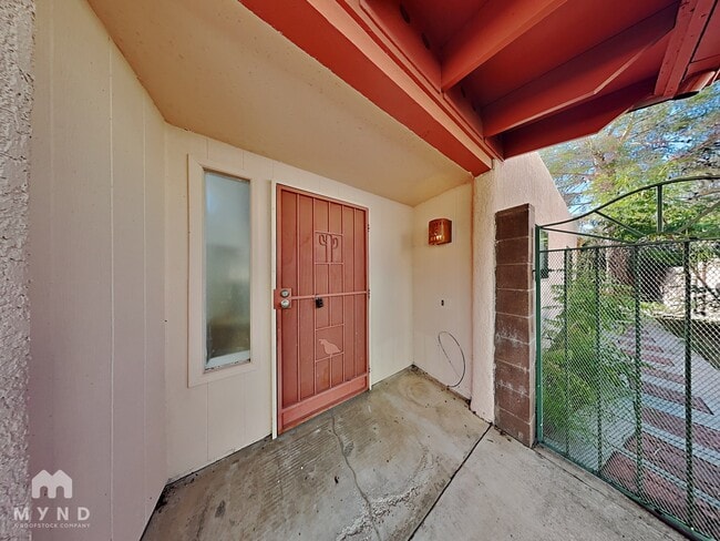 9130 E Calle María in Tucson, AZ - Building Photo - Building Photo