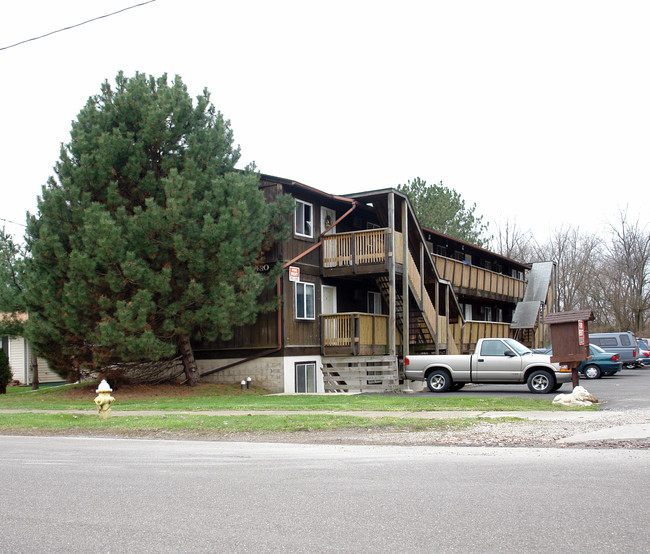 480 Massillon Rd in Akron, OH - Building Photo - Building Photo