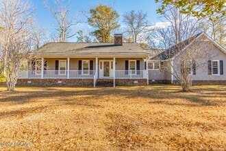 1701 Pennyroyal Rd in New Bern, NC - Building Photo - Building Photo