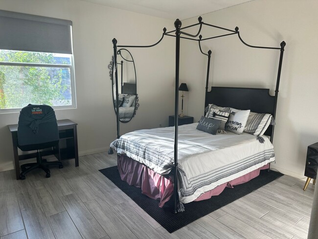property at 8626 Home Gate Ct