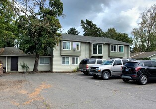 Cornell Place in Hillsboro, OR - Foto de edificio - Building Photo