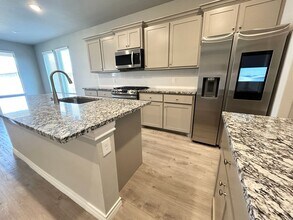 7612 61st St in Lubbock, TX - Building Photo - Building Photo