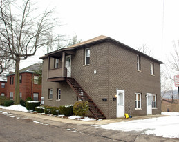 519 Isabella St Apartments