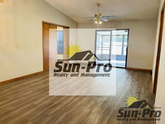 1113 Oak Forest Cir in Port Orange, FL - Building Photo - Building Photo