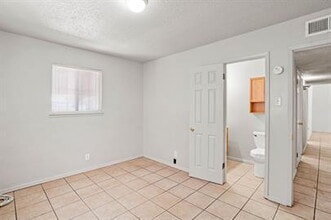 4908 Royal Dr in El Paso, TX - Building Photo - Building Photo