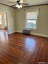 46 Denison Ave in New London, CT - Building Photo - Building Photo