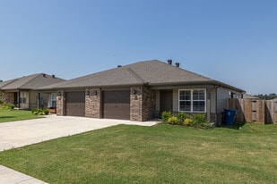 Woodward Park in Bentonville, AR - Building Photo