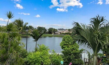 917 SW 135th Ct in Miami, FL - Building Photo - Building Photo