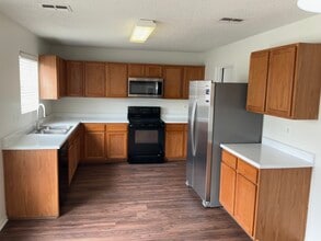 8724 Hunters Creek Ct in Fort Worth, TX - Building Photo - Building Photo