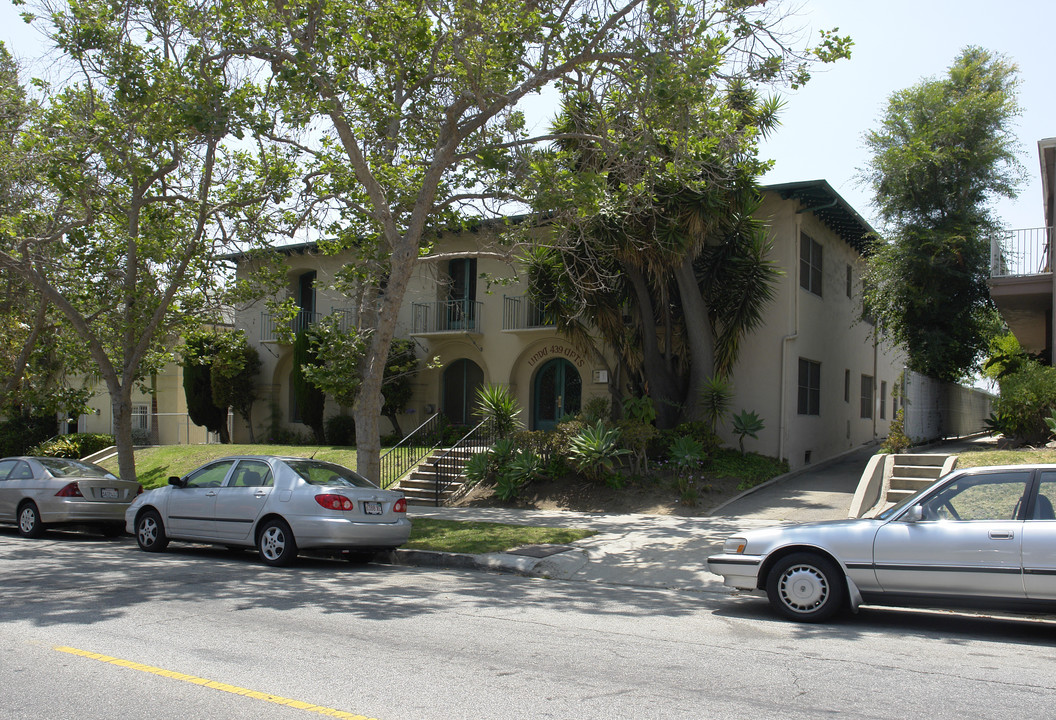 Linda Apartments in Los Angeles, CA - Building Photo