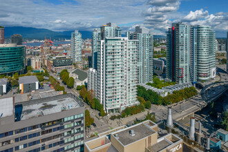 Cosmo in Vancouver, BC - Building Photo - Building Photo