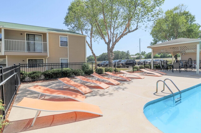 Pleasant View Apartments in Tahlequah, OK - Building Photo - Building Photo