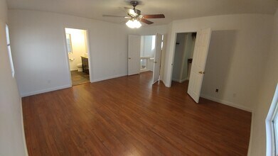 10018 Flagstaff Butte Ave in Las Vegas, NV - Building Photo - Building Photo