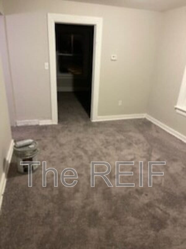 3012 N John Daly Rd in Inkster, MI - Building Photo - Building Photo