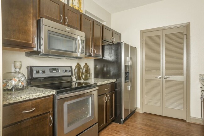 property at 5800 Woodway Dr