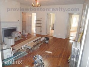 387 Harvard St-Unit -APT# 2-R in Brookline, MA - Building Photo - Building Photo