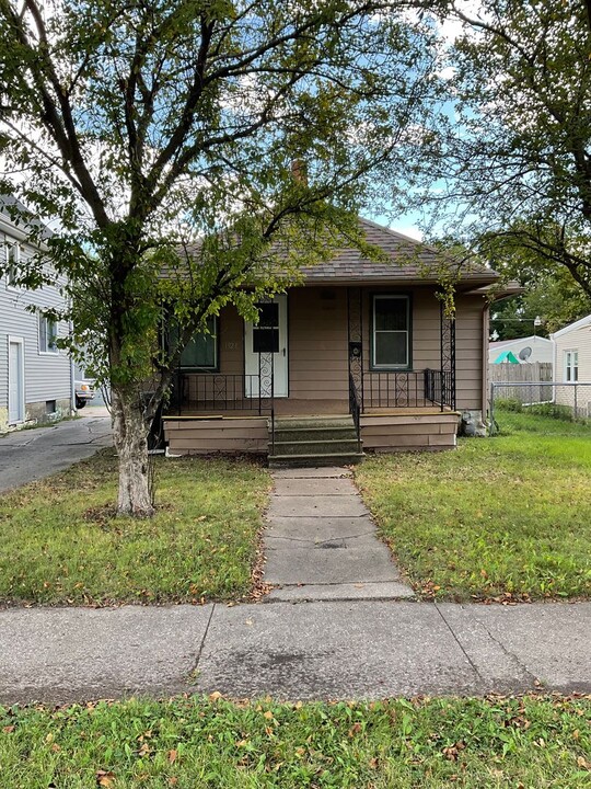 1923 2nd Ave S in Fort Dodge, IA - Building Photo