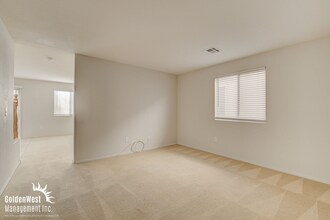 5079 Lime Kiln Ave in Las Vegas, NV - Building Photo - Building Photo