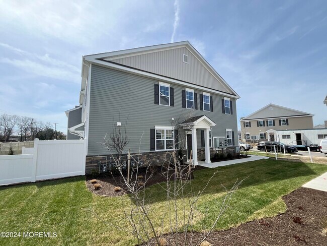 52 Chapel Ln in Wall, NJ - Building Photo - Building Photo