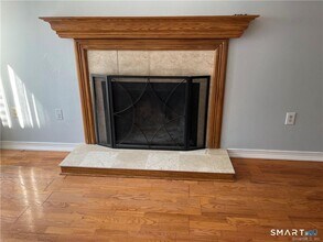 3 Sandlewood Ln in Ridgefield, CT - Building Photo - Building Photo