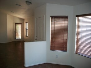 6891 Wimberly St in Las Vegas, NV - Building Photo - Building Photo