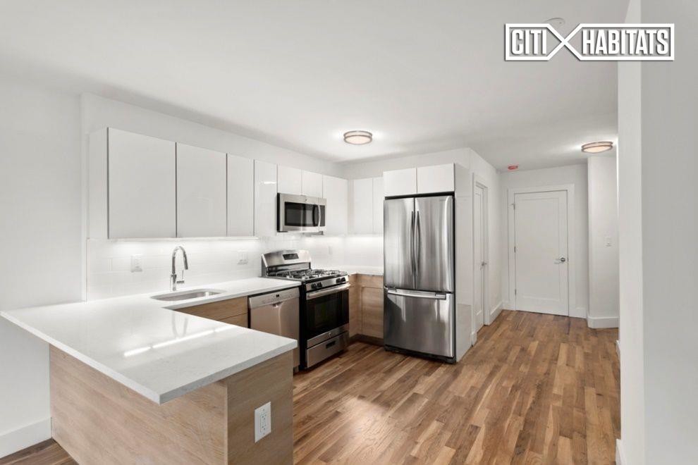 62-60 99th St-Unit -219 in Queens, NY - Foto de edificio