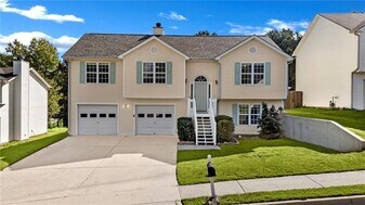 226 Ashland Creek Ct in Lawrenceville, GA - Building Photo