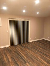 419 Berkshire Dr in Crystal Lake, IL - Building Photo - Building Photo