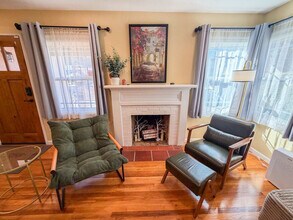 16018 Windsor Dr in San Leandro, CA - Building Photo - Building Photo