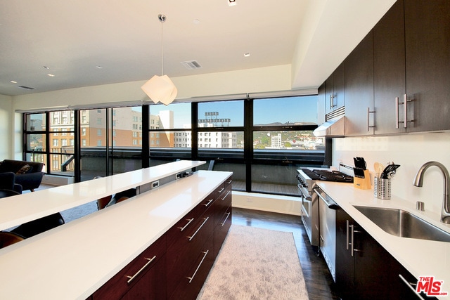 property at 1645 Vine St