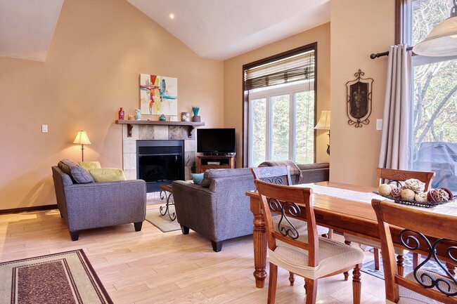 1691 Chem. du Golf in Mont-tremblant, QC - Building Photo - Building Photo