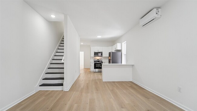 property at 1628 W Lehigh Ave