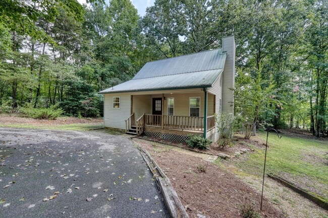 property at 2092 Wood Lake Ln