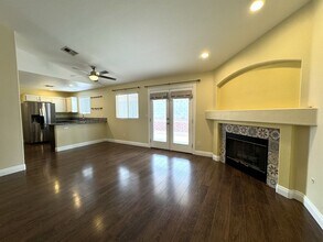 5417 Redview Ct in North Las Vegas, NV - Building Photo - Building Photo