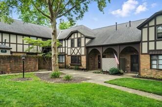 665 Olde Towne Ave, Unit C in Columbus, OH - Foto de edificio - Building Photo