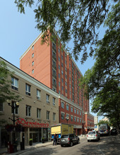 Terraces on King in Hamilton, ON - Building Photo - Building Photo