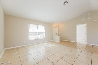 2916 22nd St SW in Lehigh Acres, FL - Building Photo - Building Photo