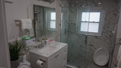 139 Swanson Ave in Stratford, CT - Building Photo - Building Photo
