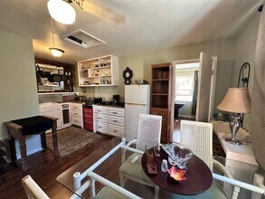 103 Yucca in Johnson City, TX - Building Photo - Building Photo