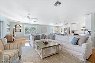 27809 Kings Kew in Bonita Springs, FL - Building Photo - Building Photo