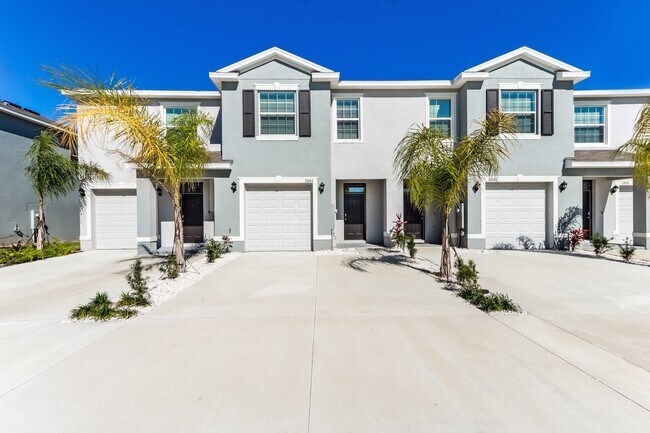 property at 11882 Stoneport Pl