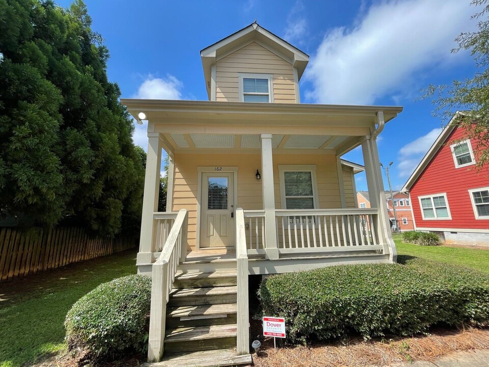 162 Jonas Ave in Athens, GA - Building Photo