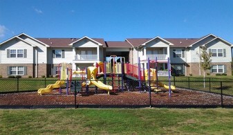 Paradise Estates in Sylvester, GA - Building Photo