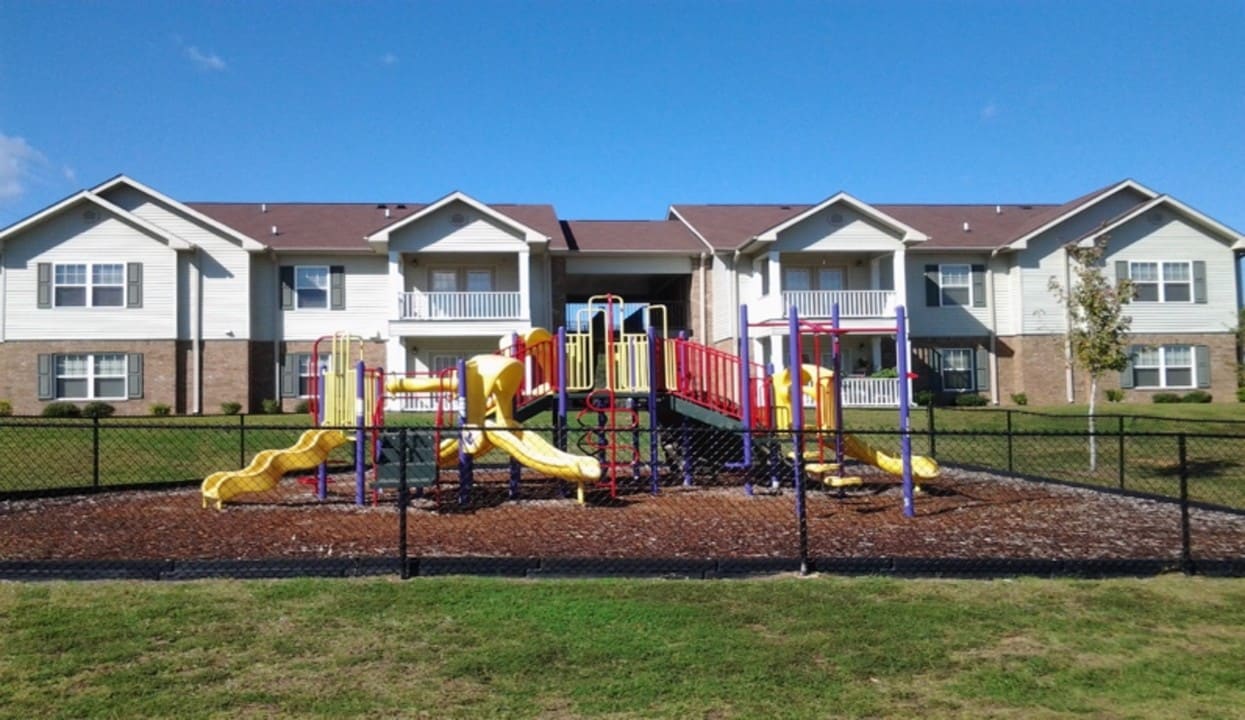Paradise Estates in Sylvester, GA - Building Photo