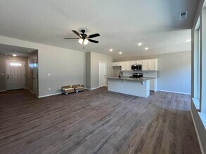 722 Swiss Rd in Marshfield, MO - Building Photo - Building Photo
