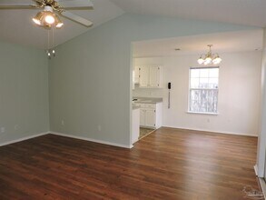 345 Mirabelle Dr in Pensacola, FL - Building Photo - Building Photo