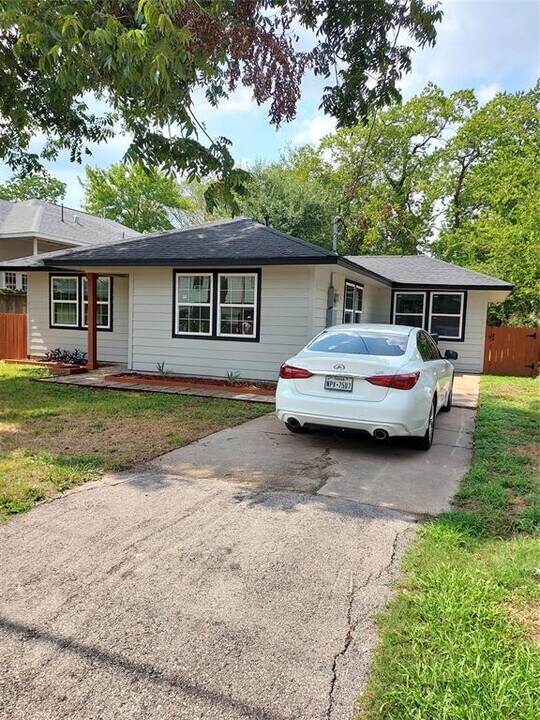 6510 Sidney St in Houston, TX - Foto de edificio